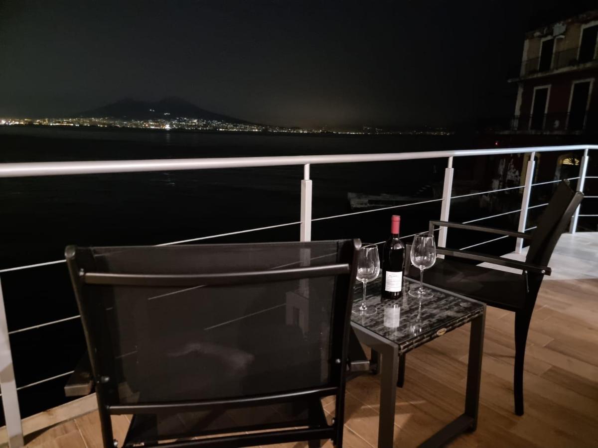 La Casa Sull' Acqua Appartement Napels Buitenkant foto