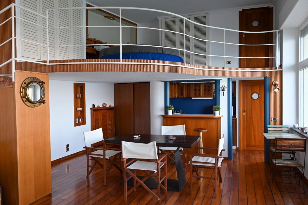 La Casa Sull' Acqua Appartement Napels Buitenkant foto